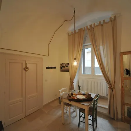 Konukevi Zuppetta16 Bari